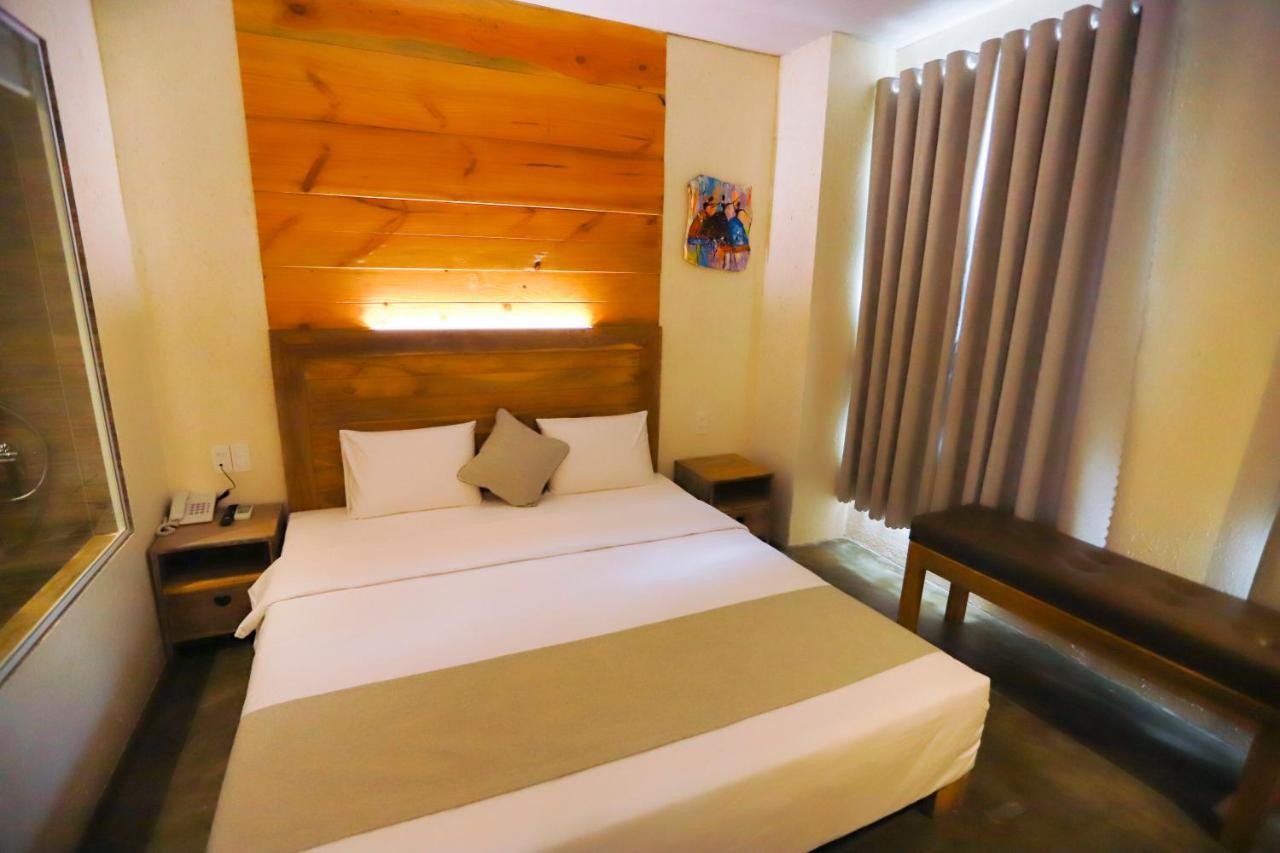 Rustic Hotel Quy Nhon Powered By Aston 外观 照片